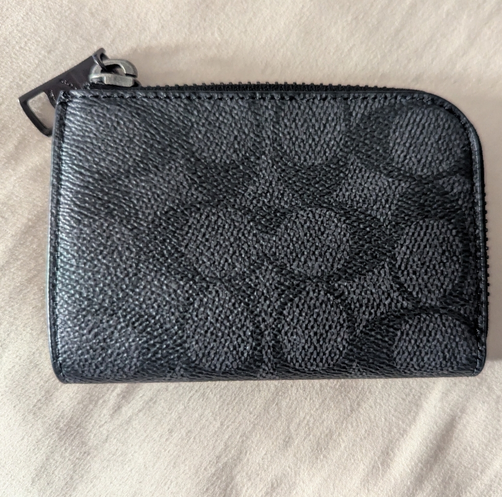2 Black Leather L-zip Card Holder Set - Picture 2 of 7